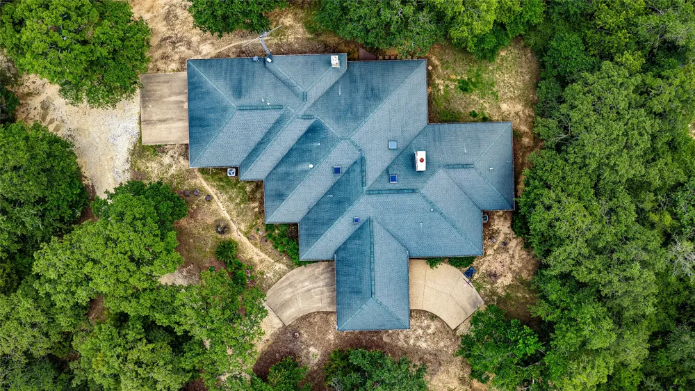 1908 County Road 305 Rockdale, TX 76567