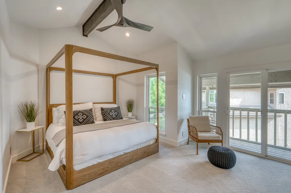 1101 The Cape Road #2 Horseshoe Bay, TX 78657