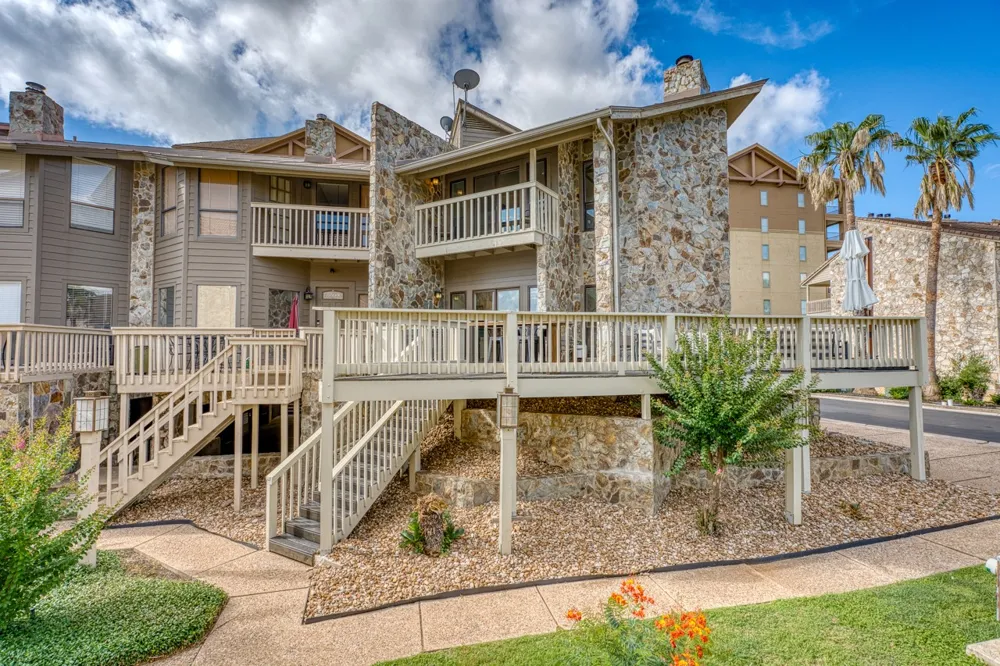 1101 The Cape Road #2 Horseshoe Bay, TX 78657