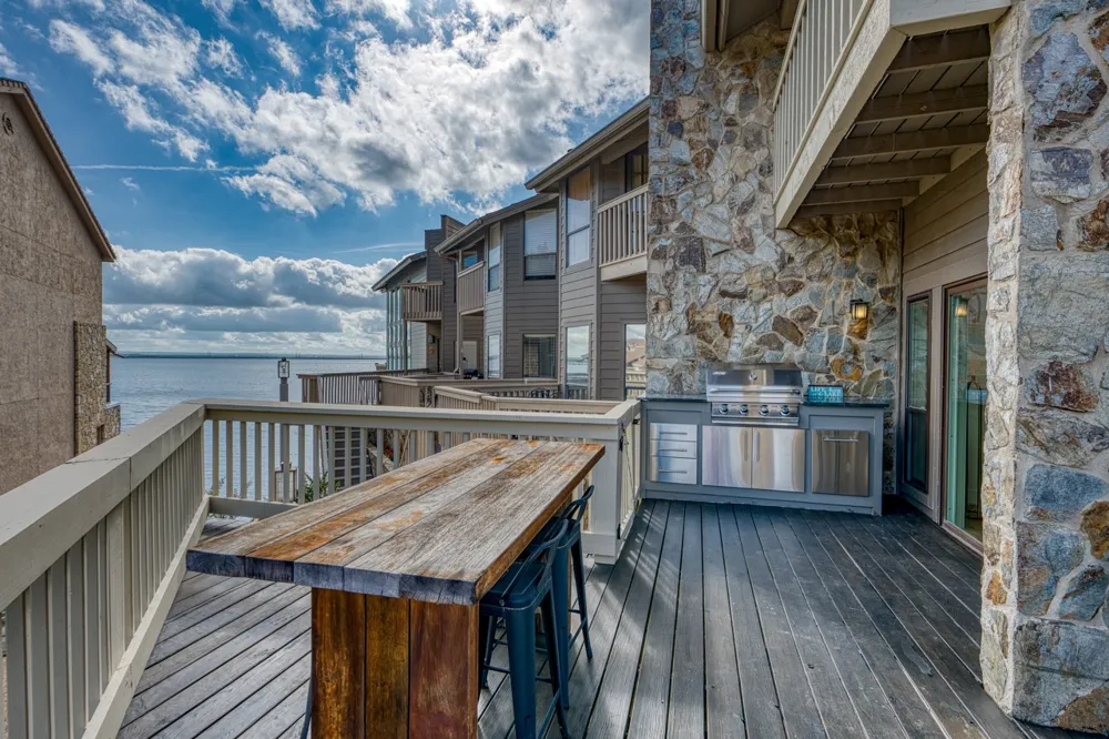 1101 The Cape Road #2 Horseshoe Bay, TX 78657