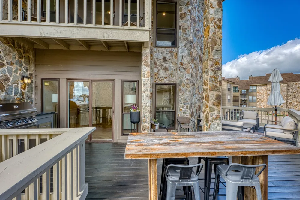 1101 The Cape Road #2 Horseshoe Bay, TX 78657