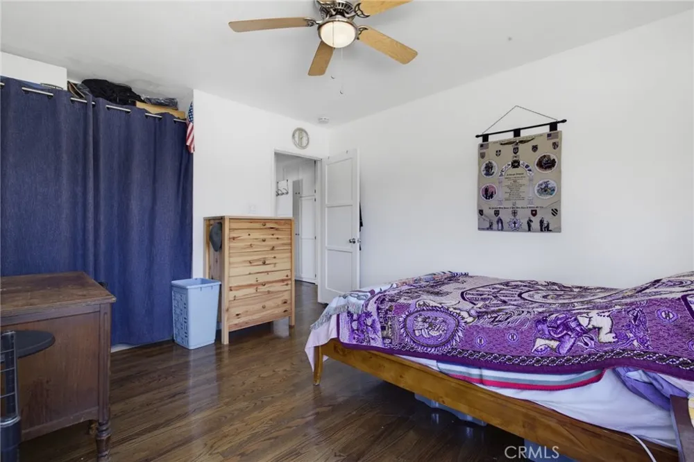 7871 Toland Avenue Los Angeles, CA 90045