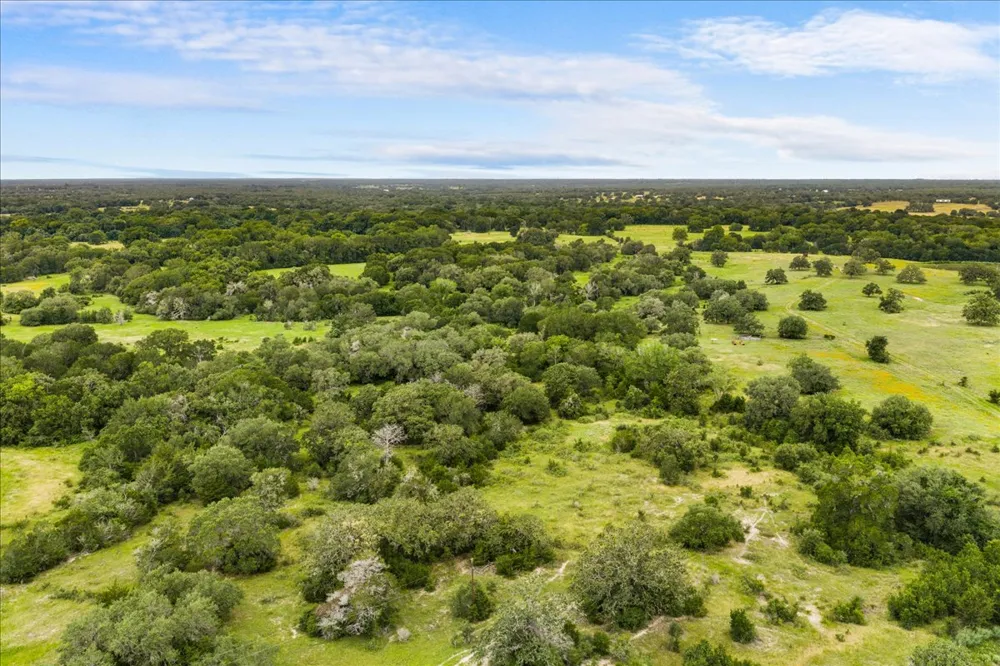 8413 Mach Road La Grange, TX 78945