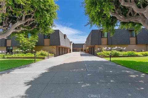 530 Fairview #14