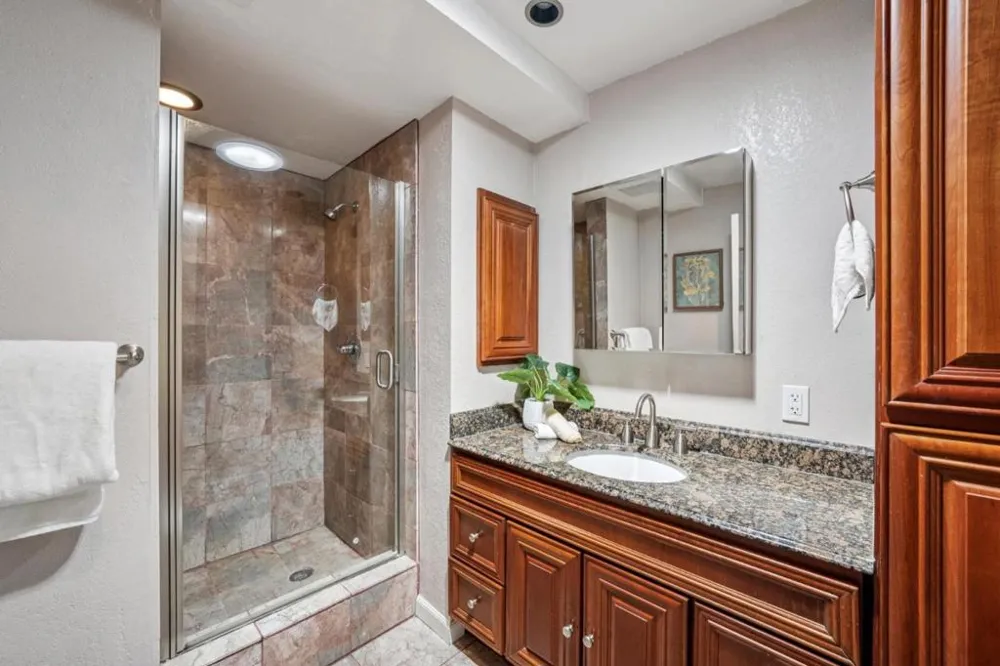 20210 Franklin Avenue Saratoga, CA 95070