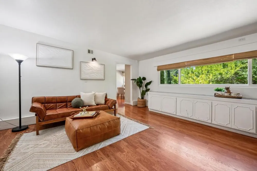 20210 Franklin Avenue Saratoga, CA 95070