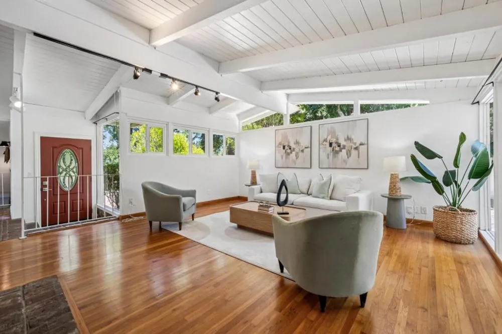 20210 Franklin Avenue Saratoga, CA 95070