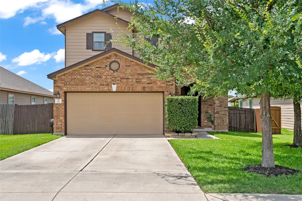 351 New Bridge Drive Kyle, TX 78640