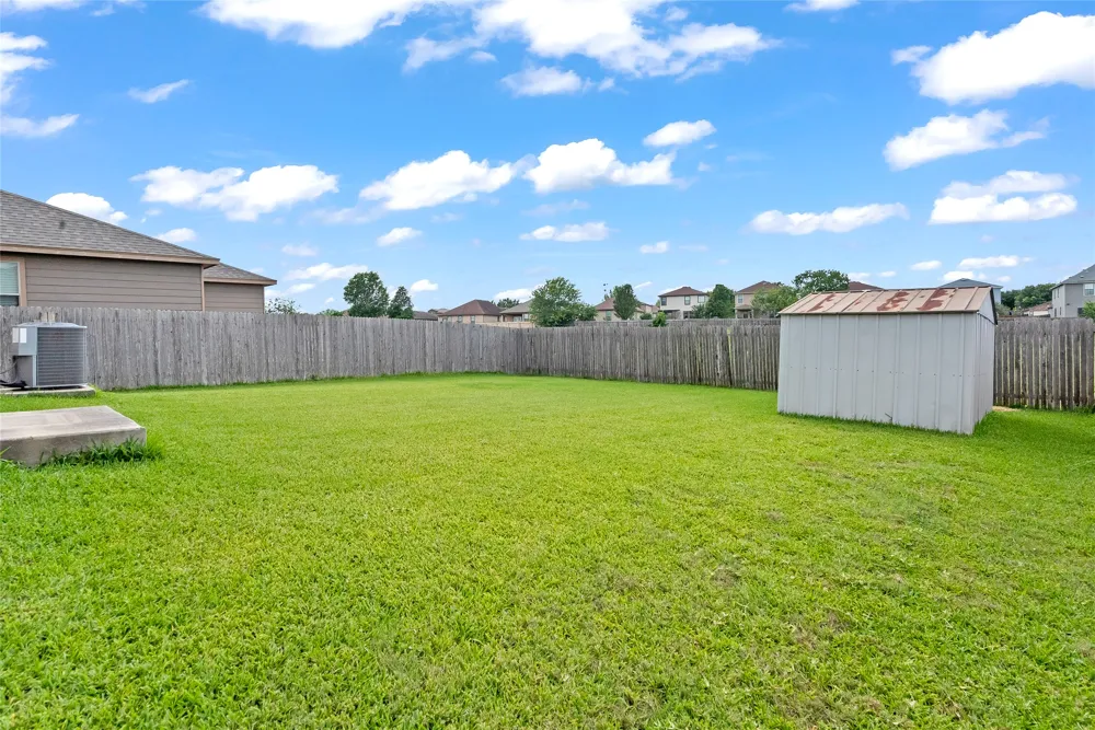 351 New Bridge Drive Kyle, TX 78640
