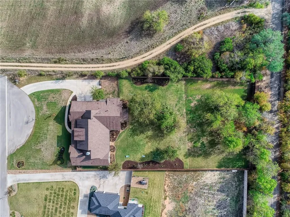 132 Huerta Road Florence, TX 76527