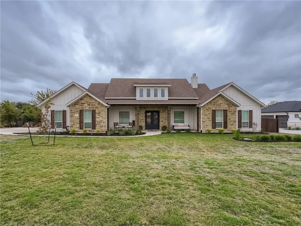 132 Huerta Road Florence, TX 76527