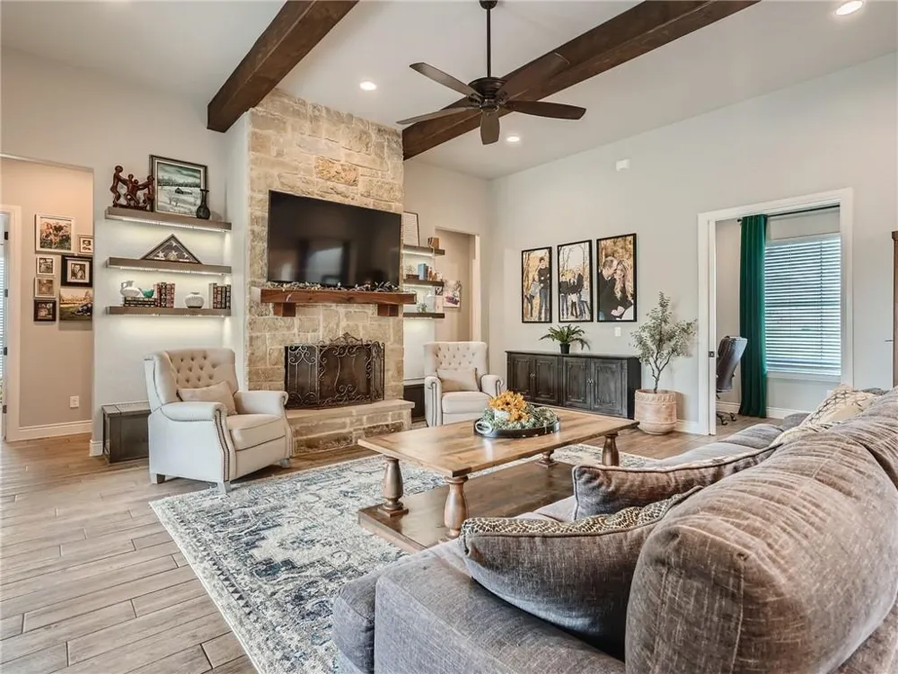 132 Huerta Road Florence, TX 76527