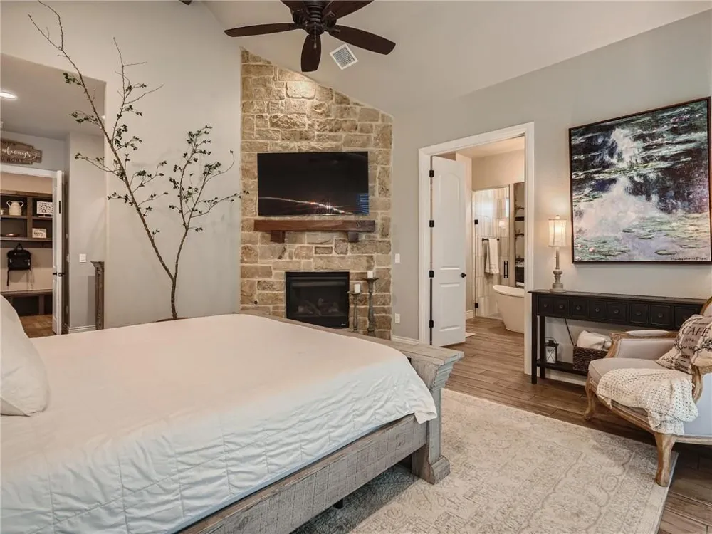 132 Huerta Road Florence, TX 76527