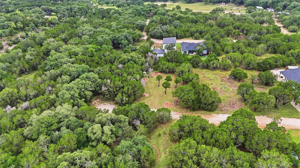 30 Meadow Oak Court Wimberley, TX 78676