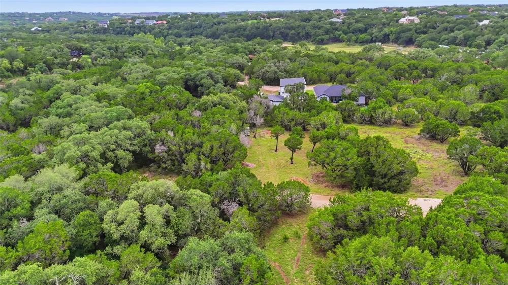 30 Meadow Oak Court Wimberley, TX 78676
