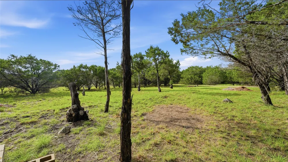 30 Meadow Oak Court Wimberley, TX 78676