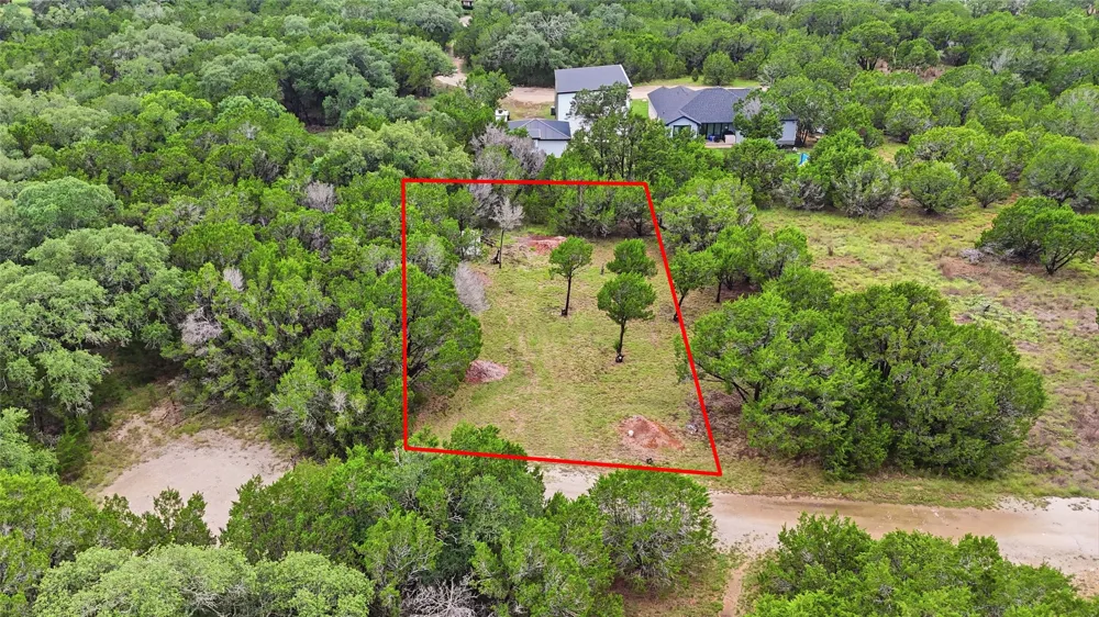 30 Meadow Oak Court Wimberley, TX 78676