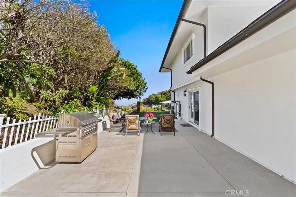 29603 Highpoint Road Rancho Palos Verdes, CA 90275