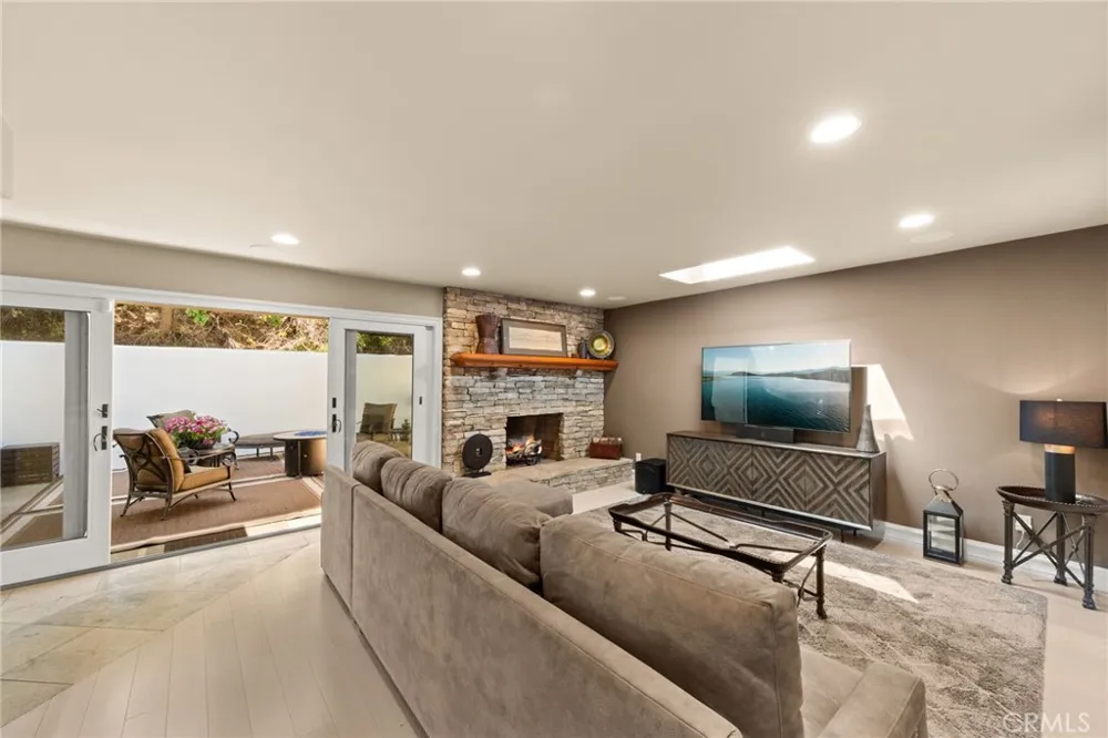29603 Highpoint Road Rancho Palos Verdes, CA 90275