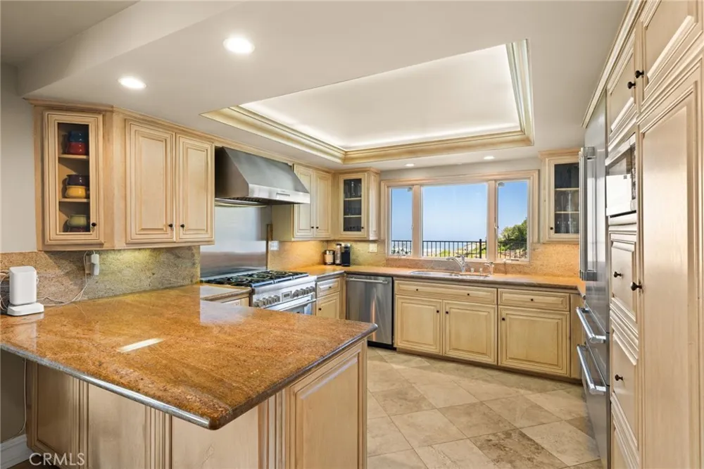 29603 Highpoint Road Rancho Palos Verdes, CA 90275
