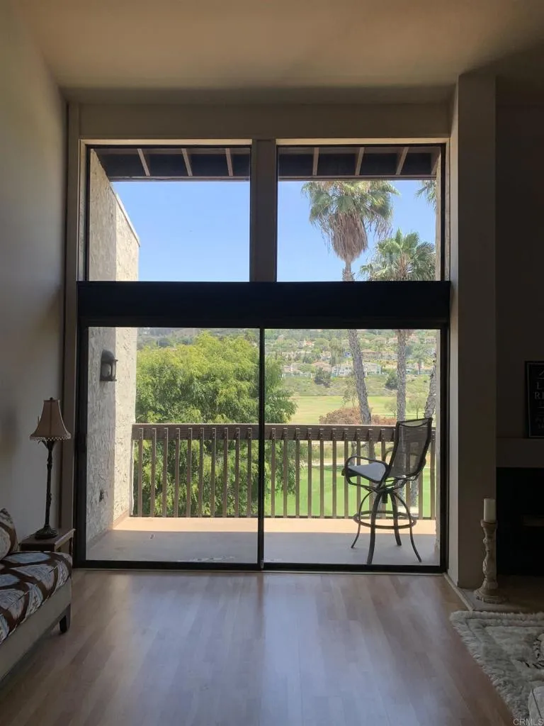 2508 Navarra Drive #424 Carlsbad, CA 92009