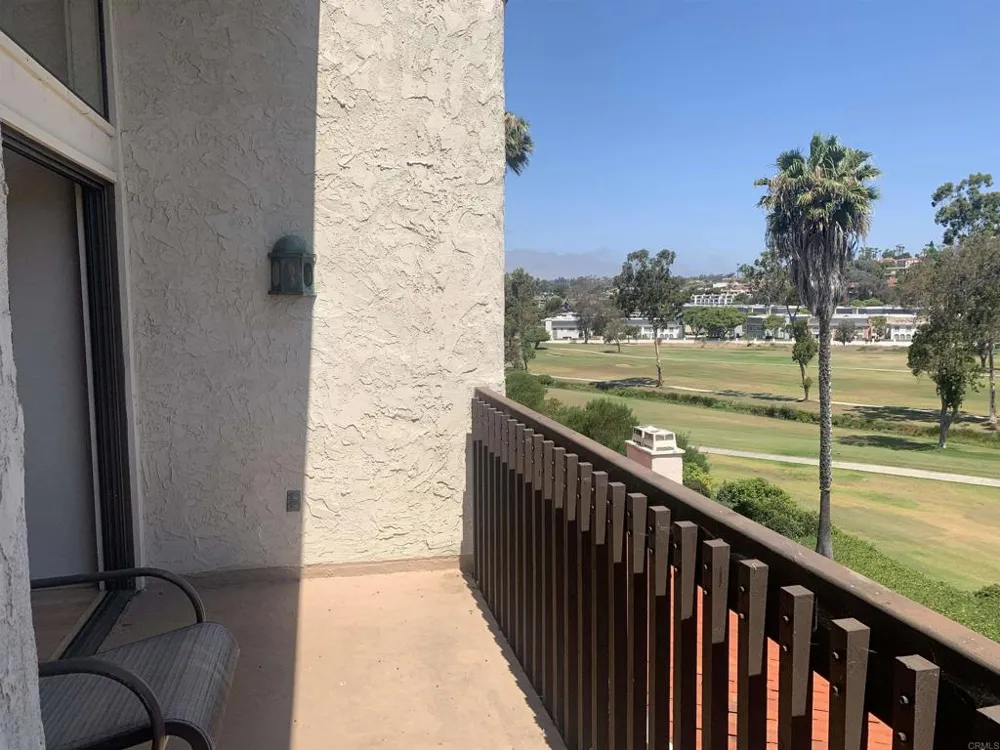 2508 Navarra Drive #424 Carlsbad, CA 92009