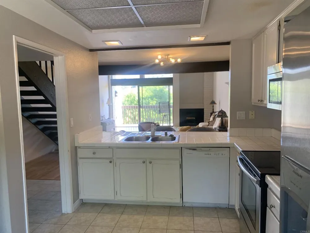 2508 Navarra Drive #424 Carlsbad, CA 92009