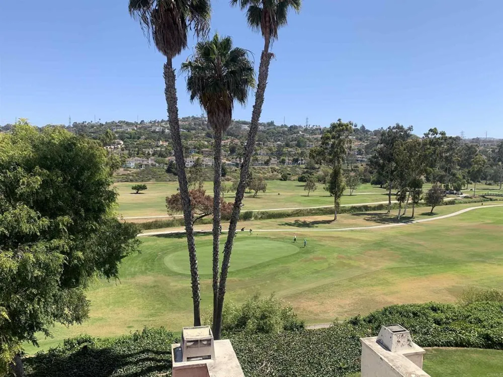 2508 Navarra Drive #424 Carlsbad, CA 92009