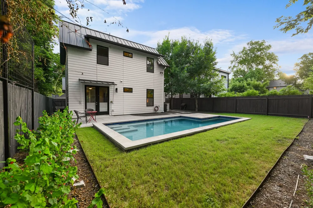 1506 W Saint Johns Avenue Austin, TX 78757