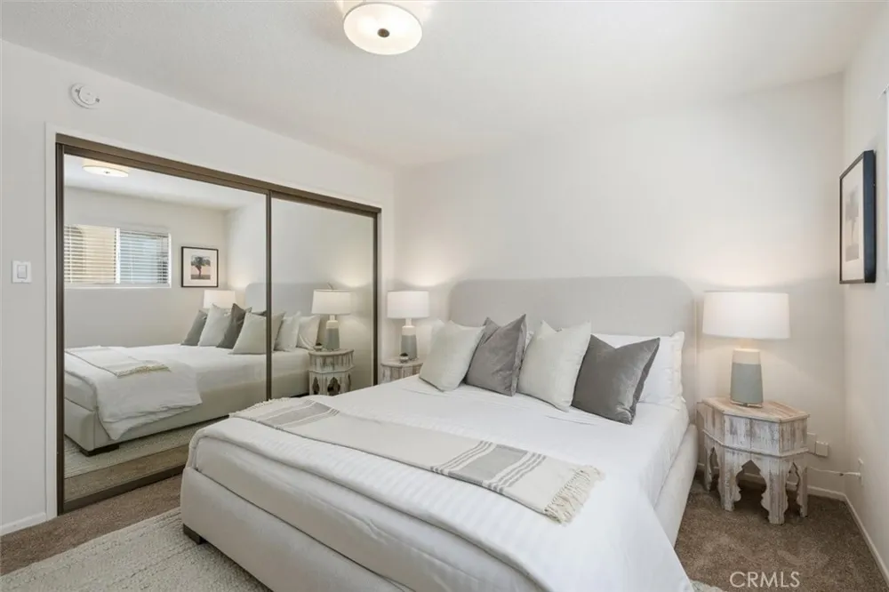 222 7th Street #202 Santa Monica, CA 90402