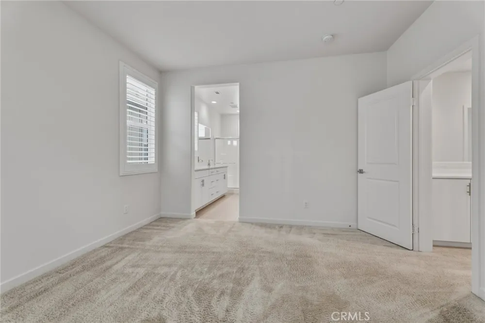 15982 Parkhouse #2 Fontana, CA 92336