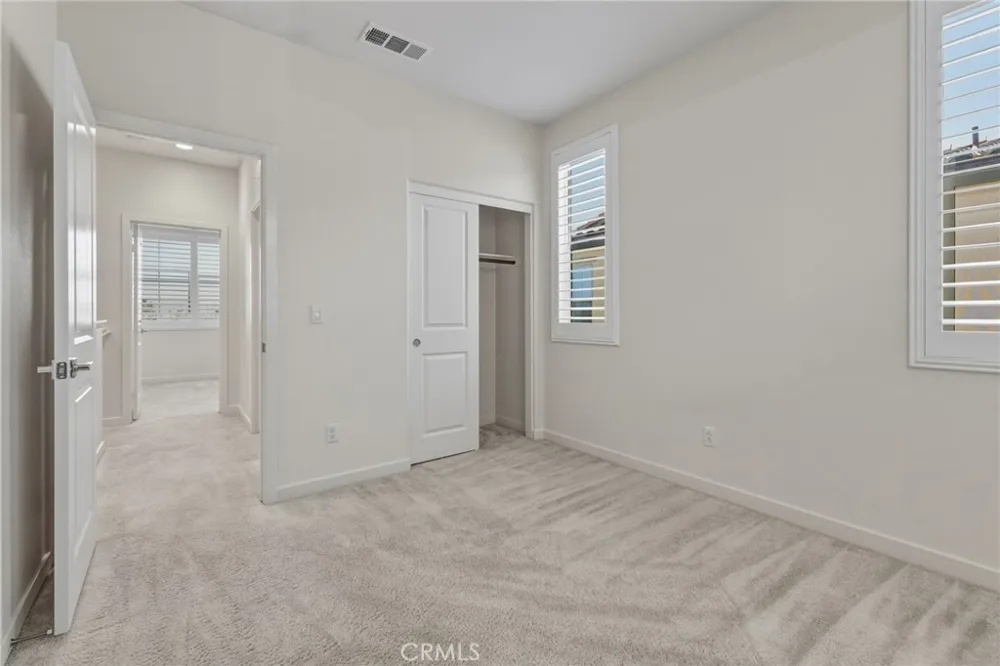 15982 Parkhouse #2 Fontana, CA 92336