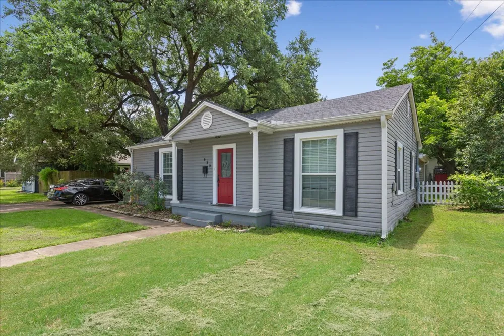 425 E 13th Avenue Belton, TX 76513