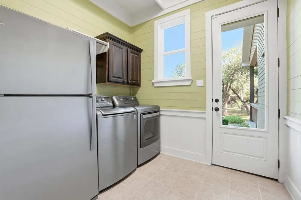 130 Canyon Oaks Drive Wimberley, TX 78676