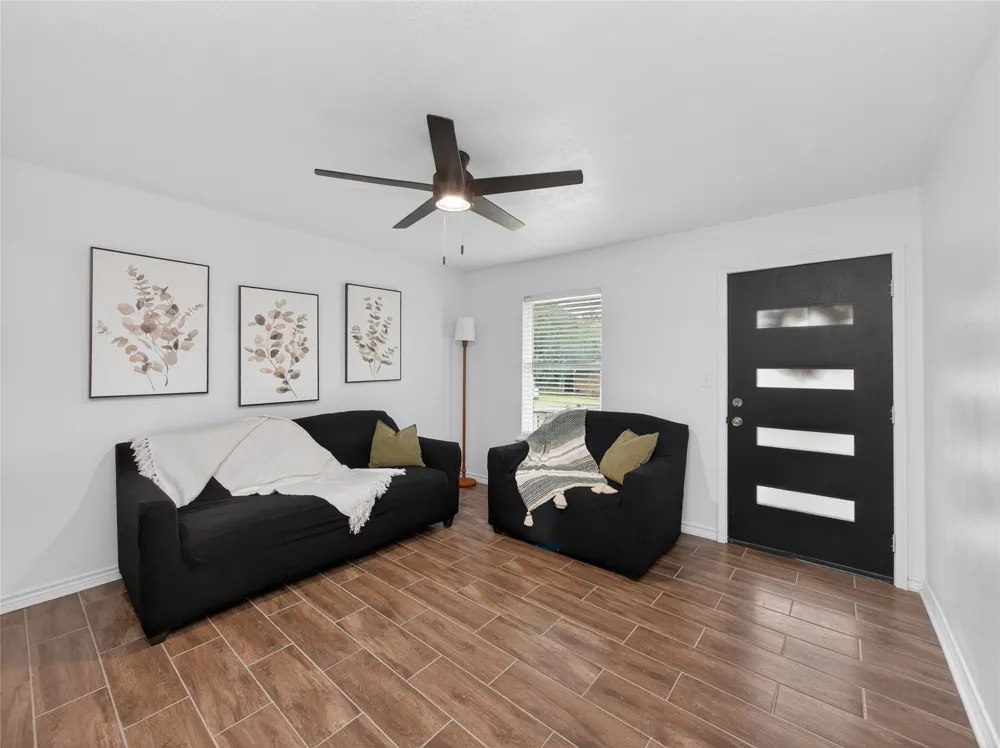 6010 Waycross Drive Austin, TX 78745