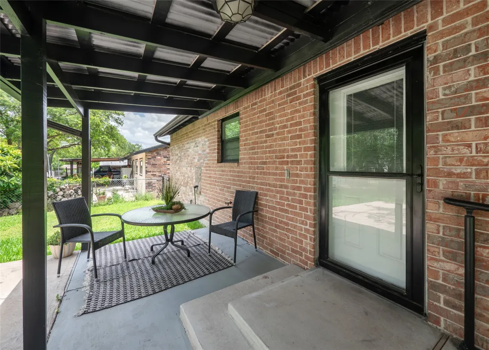 6010 Waycross Drive Austin, TX 78745
