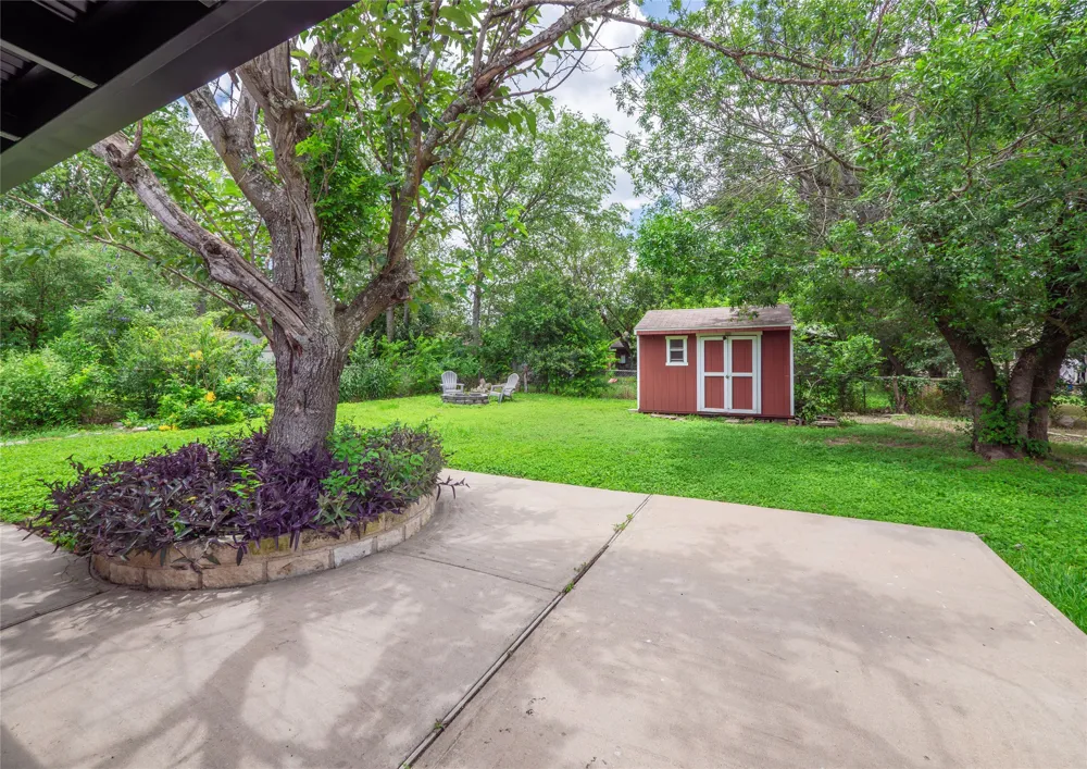 6010 Waycross Drive Austin, TX 78745