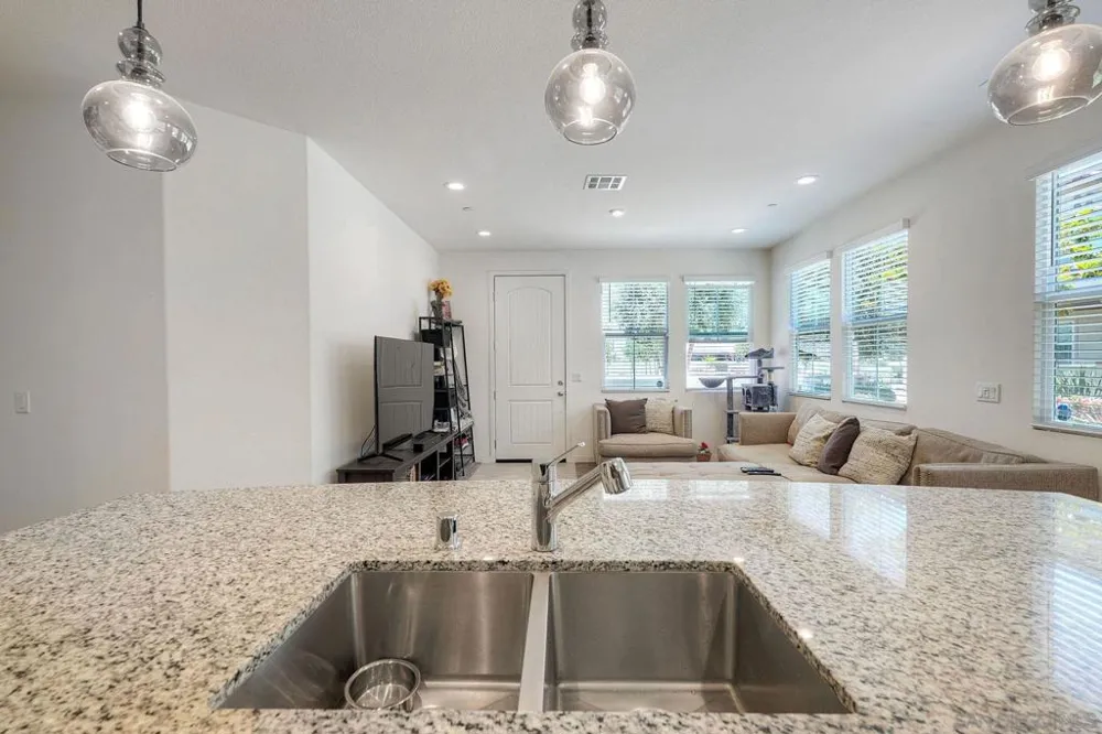 4134 Vela Way Oceanside, CA 92057