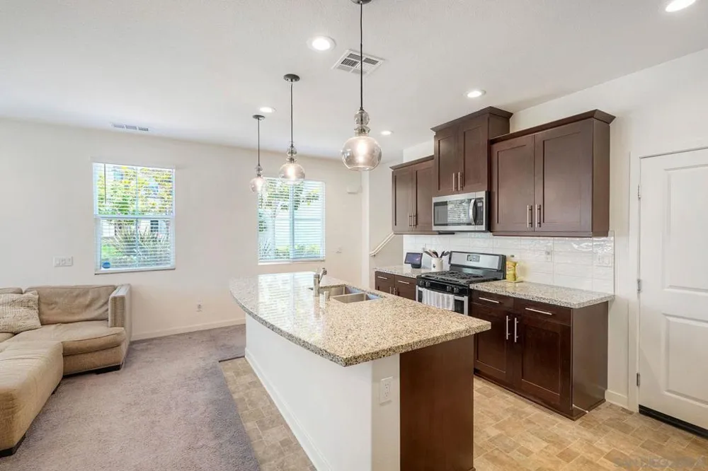 4134 Vela Way Oceanside, CA 92057