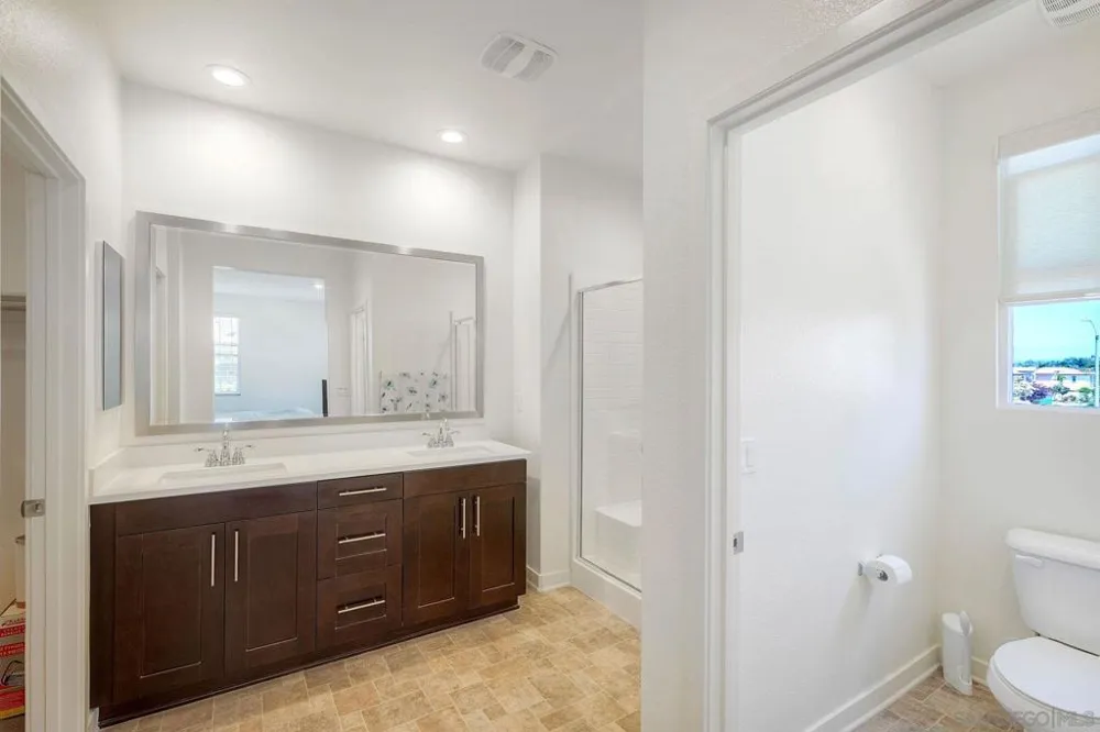 4134 Vela Way Oceanside, CA 92057