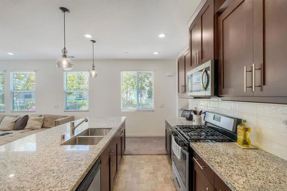 4134 Vela Way Oceanside, CA 92057