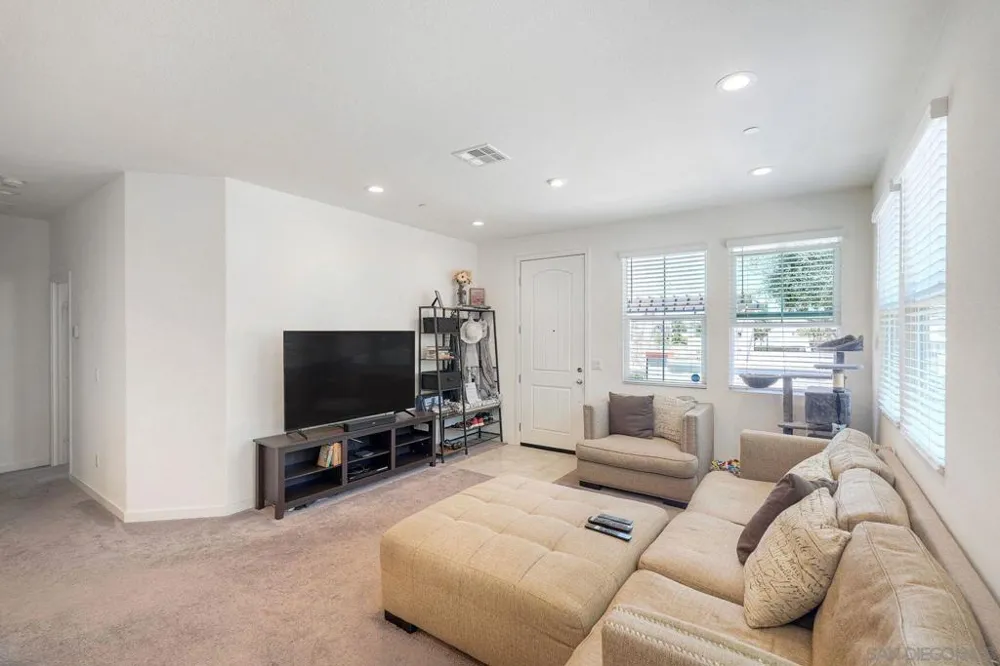 4134 Vela Way Oceanside, CA 92057