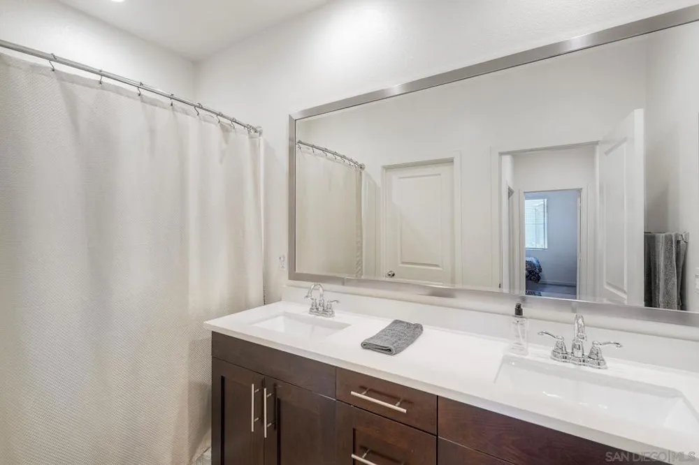 4134 Vela Way Oceanside, CA 92057