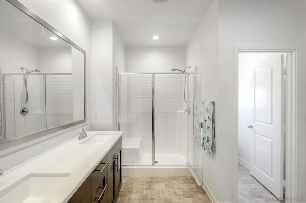 4134 Vela Way Oceanside, CA 92057