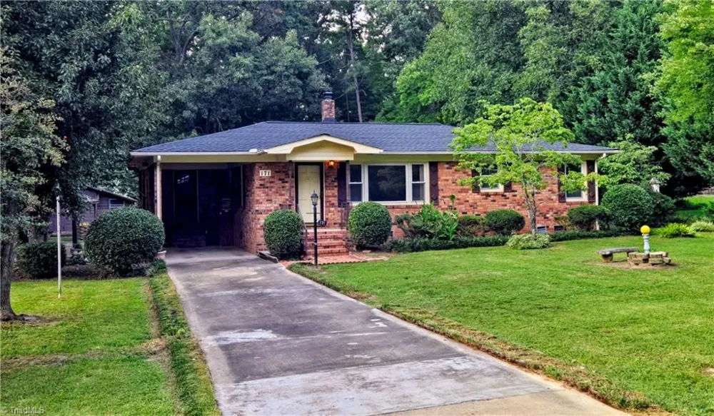 171 Idlewild Drive Randleman, NC 27317