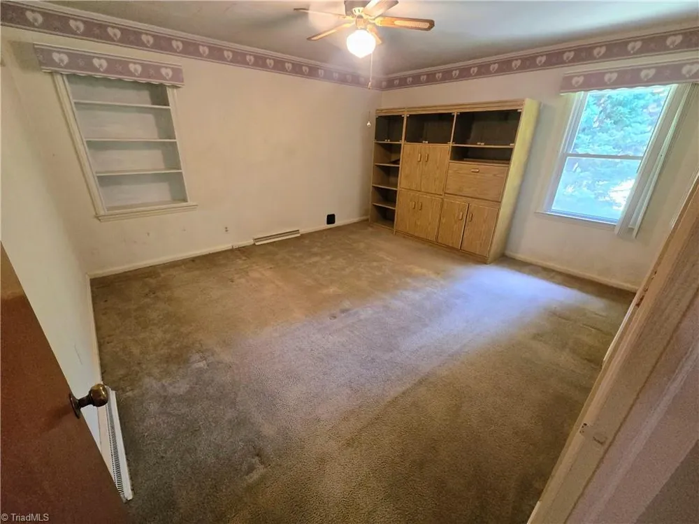 171 Idlewild Drive Randleman, NC 27317