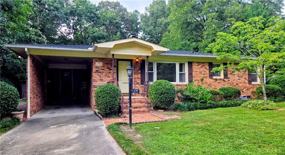 171 Idlewild Drive Randleman, NC 27317