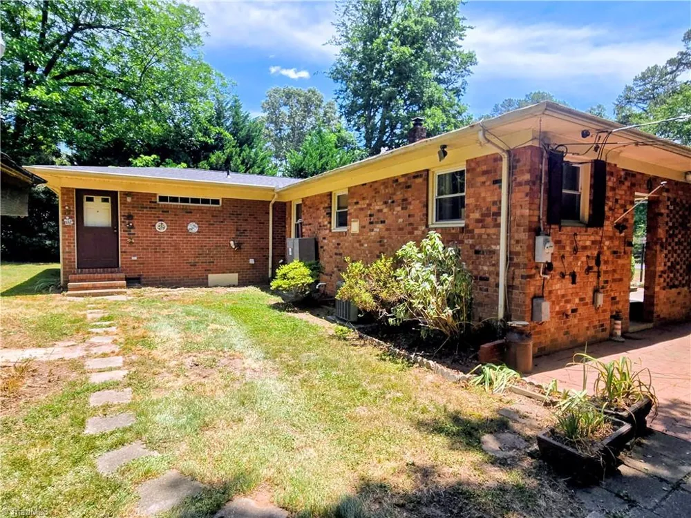 171 Idlewild Drive Randleman, NC 27317