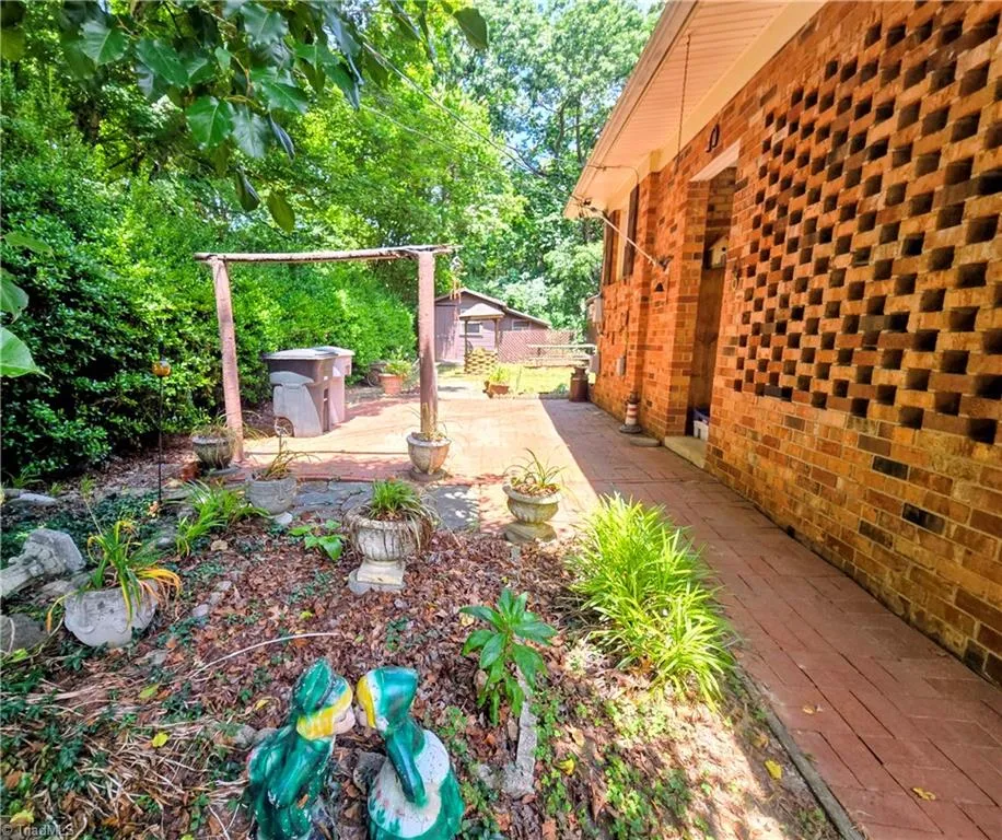 171 Idlewild Drive Randleman, NC 27317