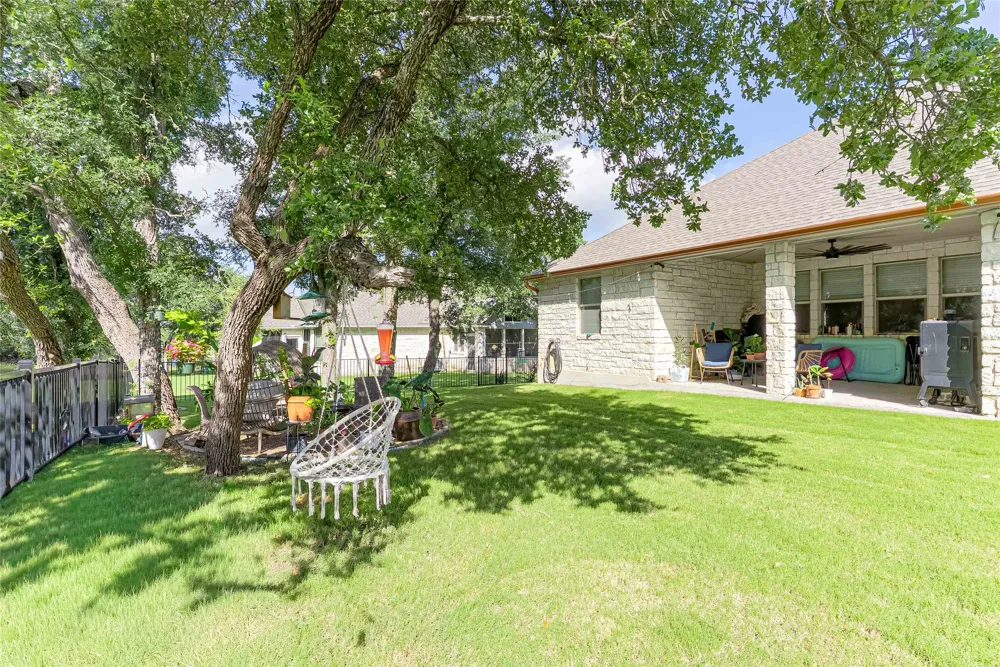 176 Tom Kite Drive Burnet, TX 78611
